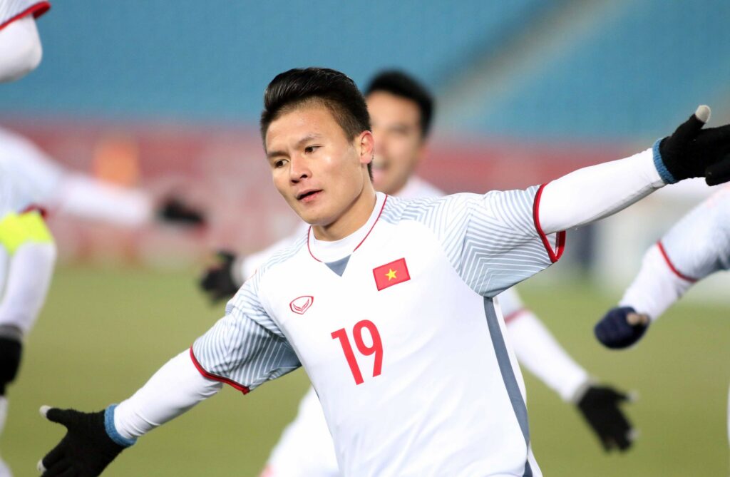 Quang Hải - người giữ vị trí tiền vệ của đội tuyển Việt Nam